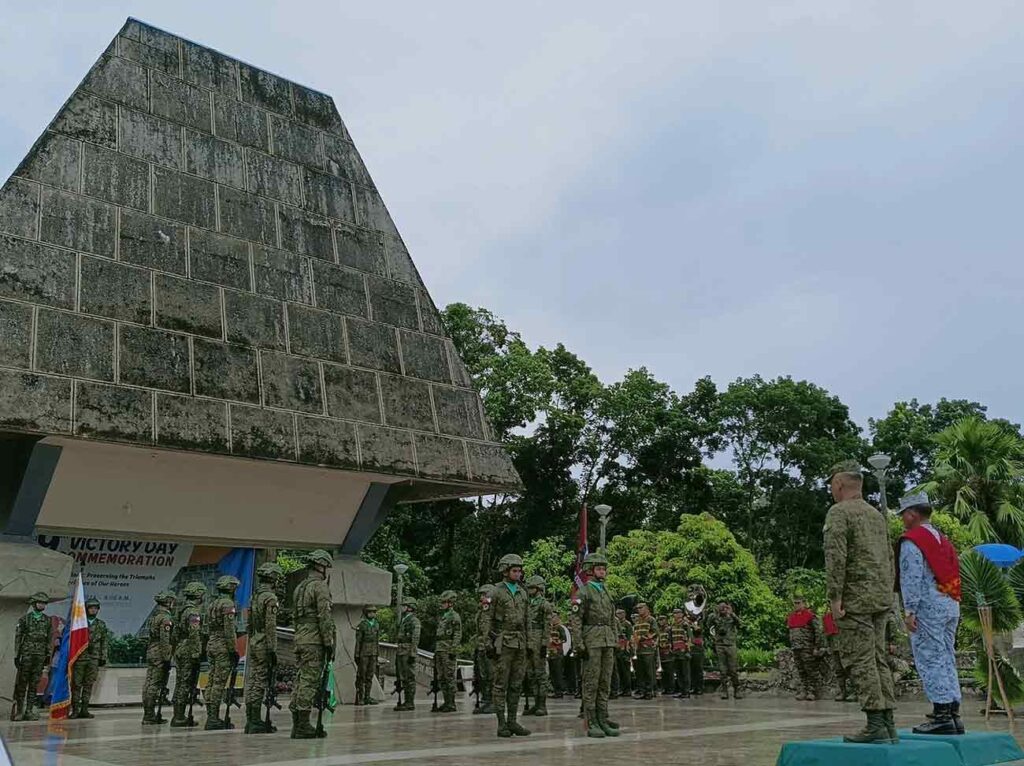 Military honors at the 79th Victory Day in Kiangan, Ifugao. (ifugao.gov.ph)