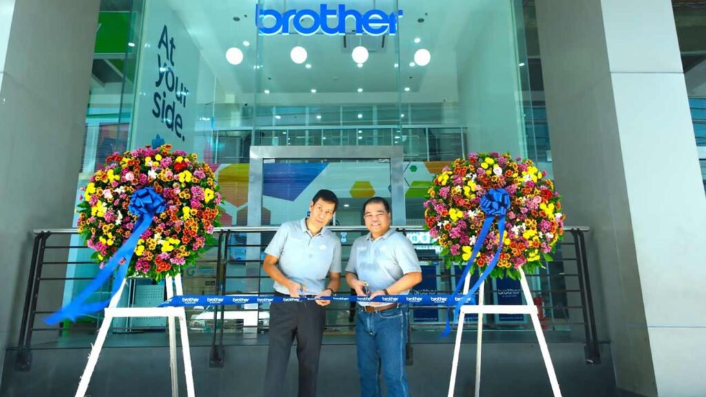 Photo shows Brother Philippines president Glenn Hocson (right) and Brother Philippines senior manager for Service Joel Demanarig (left)