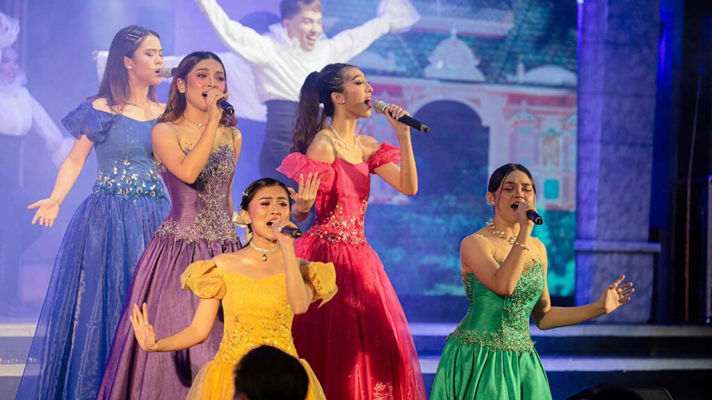 EK’s very own P-pop girl group SMS.