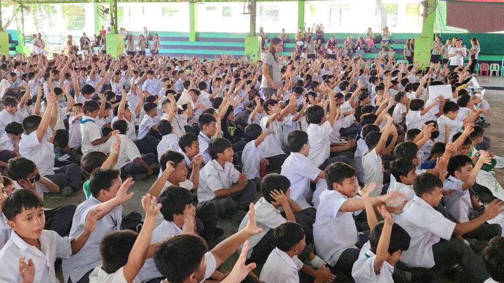 Camarin D Elementary School in Caloocan is among the recipients of the PLDT and Smart Learn Smart Kits
