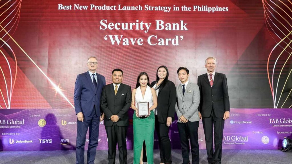 (From left) Urs Bolt, International Resource director, The Asian Banker; Security Bank officials Redentor Vargas, Maricar Filart,  Jon Misha Ballesteros and Darling Dianne Santos; and Chris Kapfer of The Asian Banker.